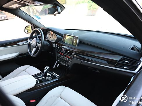 Used 2015 BMW X5 xDrive50i image 13