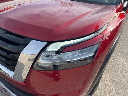 Certified 2023 Nissan Pathfinder SL w/ SL Premium Package image 30