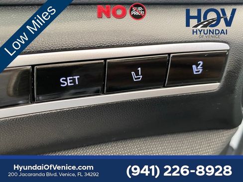 Certified 2024 Hyundai Tucson Limited FWD image 24