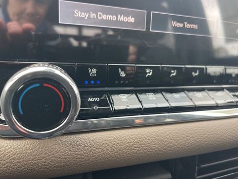 New 2026 GMC Canyon Denali image 23