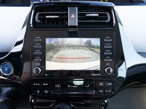 Used 2021 Toyota Prius AWD image 39