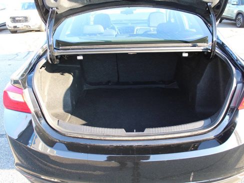 Used 2023 Chevrolet Malibu LS image 25