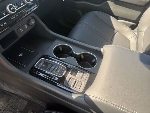 New 2026 Honda Pilot Touring image 14