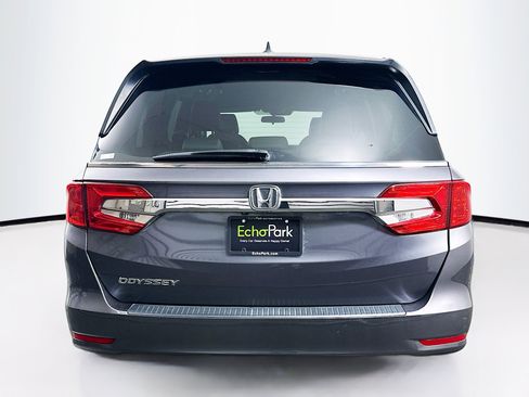 Used 2018 Honda Odyssey EX image 7