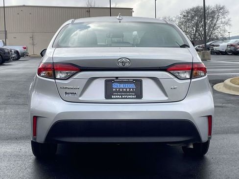 Used 2023 Toyota Corolla LE image 5