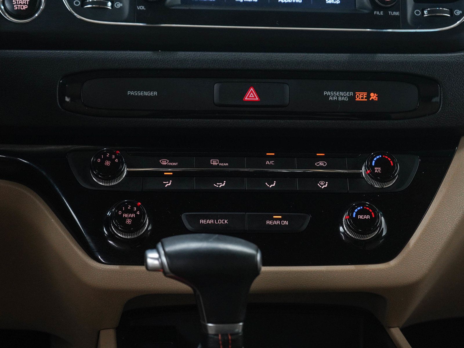 Used 2019 Kia Sedona EX FWD image 19
