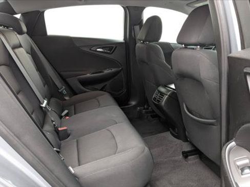 Used 2024 Chevrolet Malibu LT FWD image 19