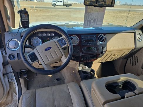 Used 2008 Ford F250 Lariat image 12