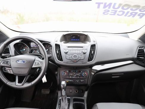 Used 2018 Ford Escape SE w/ SE Sport Appearance Package image 11