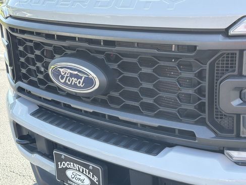 Used 2025 Ford F250 XL w/ STX Appearance Package AWD/4WD image 35