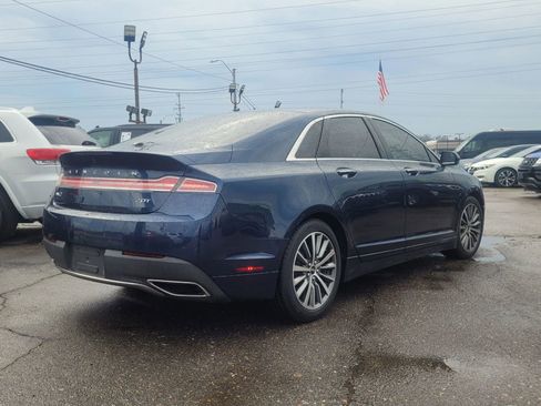 Used 2017 Lincoln MKZ Premiere image 12