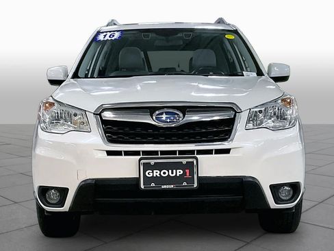 Used 2016 Subaru Forester 2.5i Limited AWD/4WD image 4