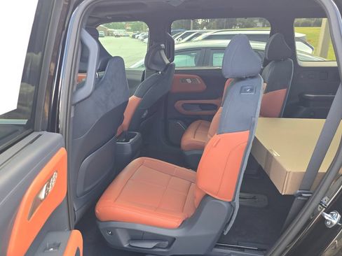 New 2027 Kia Telluride SX Prestige AWD/4WD image 10