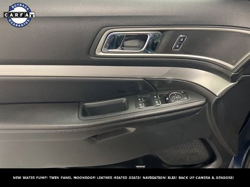 Used 2017 Ford Explorer XLT w/ Equipment Group 202A image 13