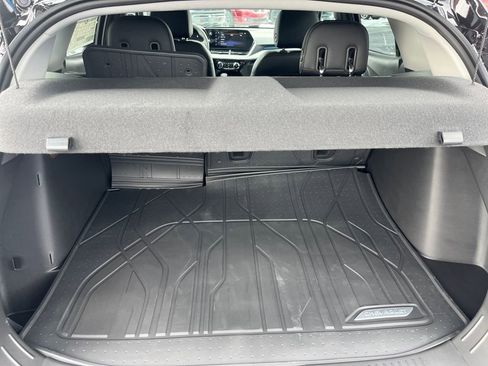 New 2026 Chevrolet Trax LT image 23