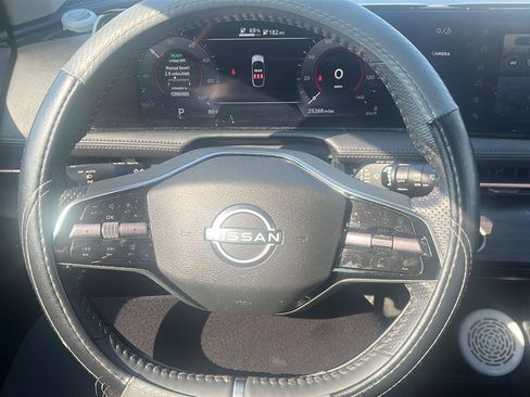 Certified 2023 Nissan Ariya FWD image 4