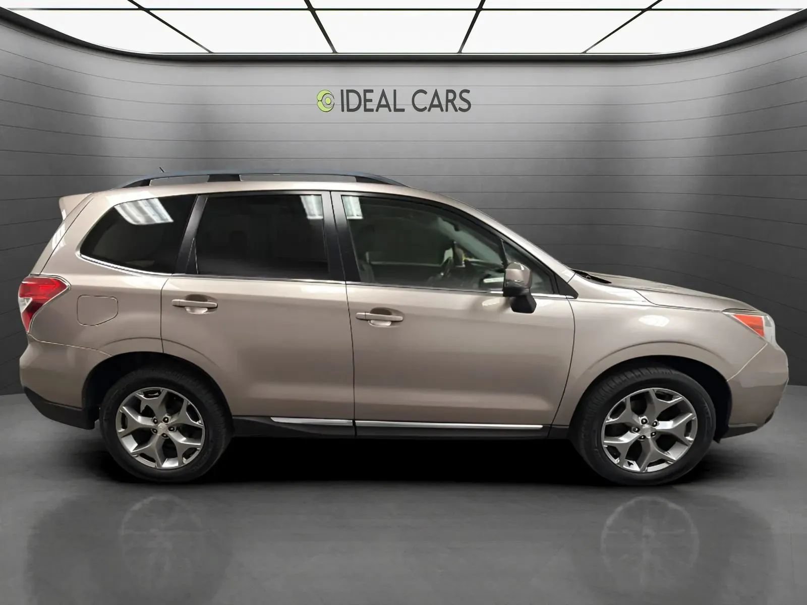 Used 2015 Subaru Forester 2.5i Touring w/ Eyesight & Navigation System AWD/4WD image 4