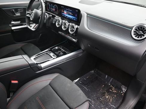 Used 2024 Mercedes-Benz GLA 250 4MATIC image 49