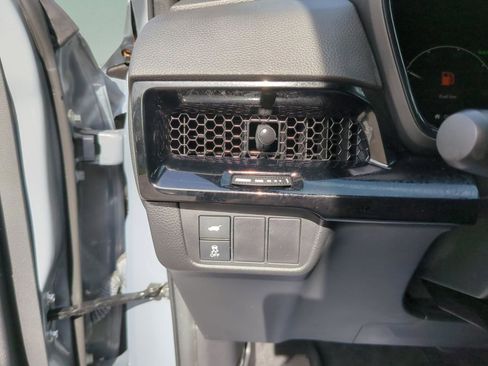 Used 2023 Honda CR-V Sport Touring image 14
