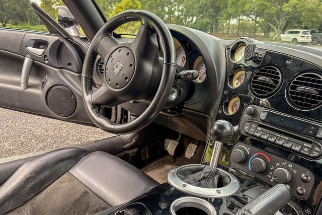 Used 2006 Dodge Viper SRT-10 RWD image 31