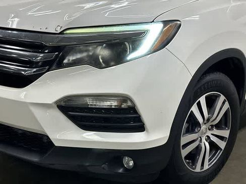 Used 2017 Honda Pilot EX image 31