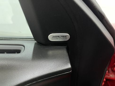 Used 2019 Dodge Charger Scat Pack w/ Dynamics Package image 17