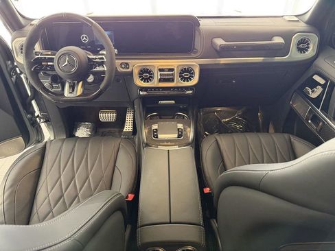 Used 2025 Mercedes-Benz G 63 AMG 4MATIC image 17