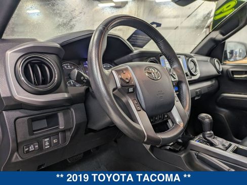 Used 2019 Toyota Tacoma TRD Off-Road image 28