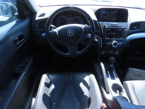 Used 2019 Acura ILX FWD image 5