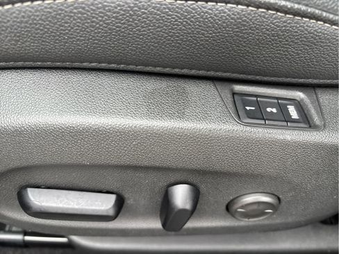 Used 2020 Buick Regal Essence image 9