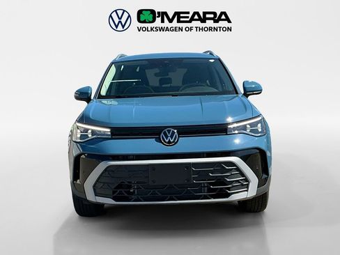 New 2025 Volkswagen Taos SE image 8