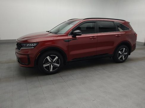 Used 2021 Kia Sorento S FWD image 2