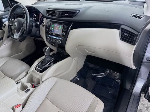 Used 2021 Nissan Rogue Sport SL w/ Premium Package AWD/4WD image 30