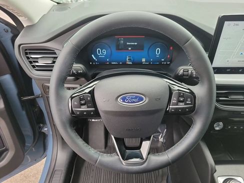 Used 2023 Ford Escape Platinum AWD/4WD image 16