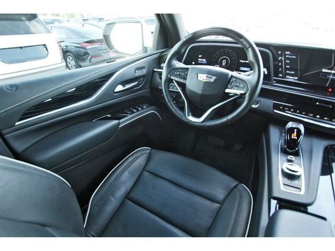 Used 2024 Cadillac Escalade Sport w/ LPO, ONYX Package AWD/4WD image 13