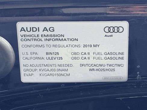 Used 2019 Audi Q8 Premium Plus w/ Premium Plus AWD/4WD image 14
