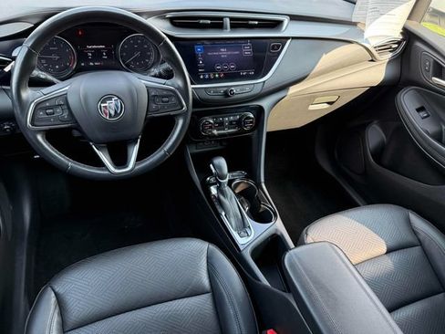 Used 2022 Buick Encore GX Essence w/ Experience Buick Package FWD image 2