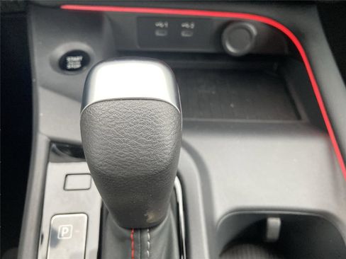 New 2026 Nissan Sentra SR w/ SR Premium Package image 17