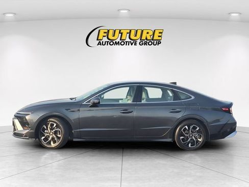 Used 2025 Hyundai Sonata SEL FWD image 9