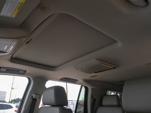 Used 2018 GMC Yukon SLT w/ Open Road Package image 28