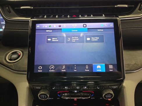 Used 2023 Jeep Grand Cherokee L Overland AWD/4WD image 23