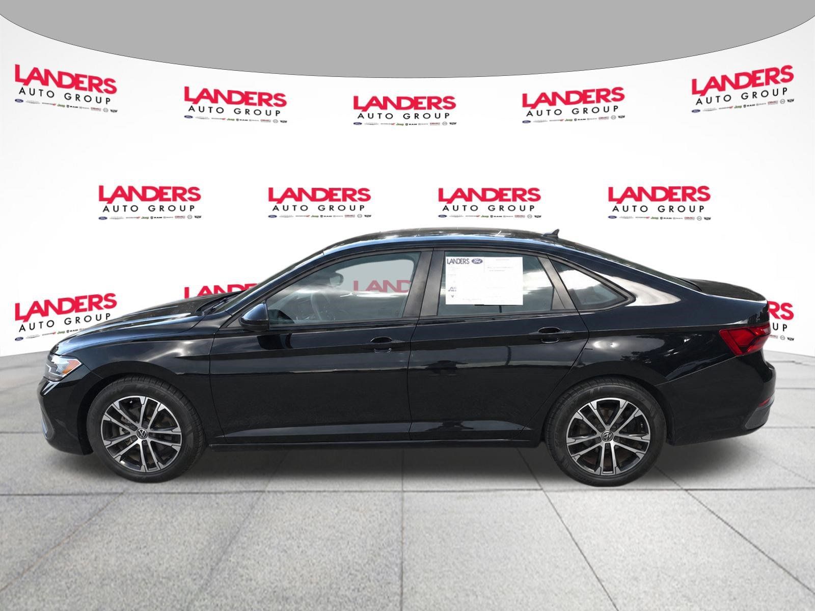 Used 2022 Volkswagen Jetta Sport FWD image 8