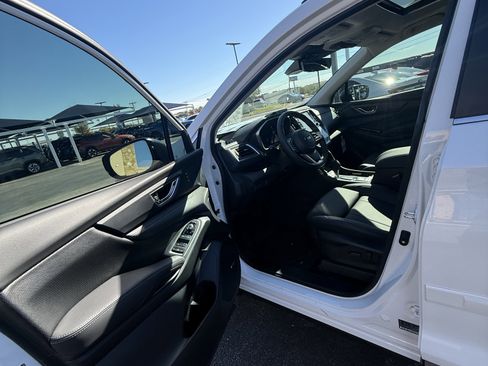 New 2026 Subaru Ascent Limited image 21