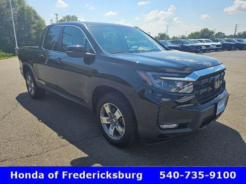 Certified 2025 Honda Ridgeline RTL image 3