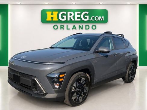 Used 2024 Hyundai Kona SEL w/ Convenience Package FWD image 4