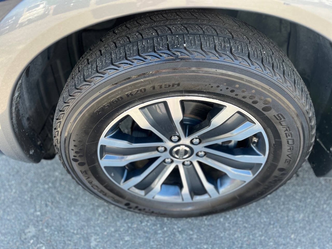 Used 2020 Nissan Armada SL w/ Premium Package RWD image 22