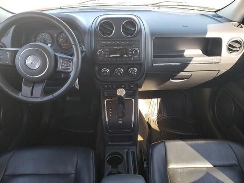 Used 2016 Jeep Patriot High Altitude AWD/4WD image 15