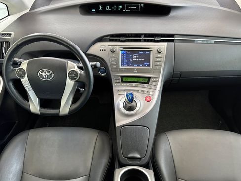 Used 2015 Toyota Prius Four FWD image 16