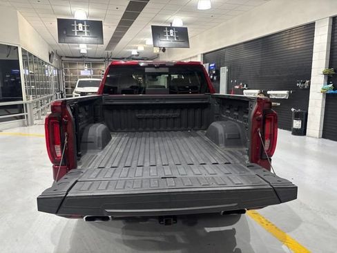 Used 2021 GMC Sierra 1500 Denali w/ Technology Package AWD/4WD image 44