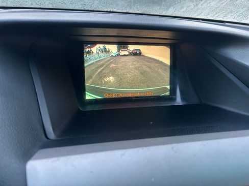 Used 2011 Lexus RX 450h AWD image 9